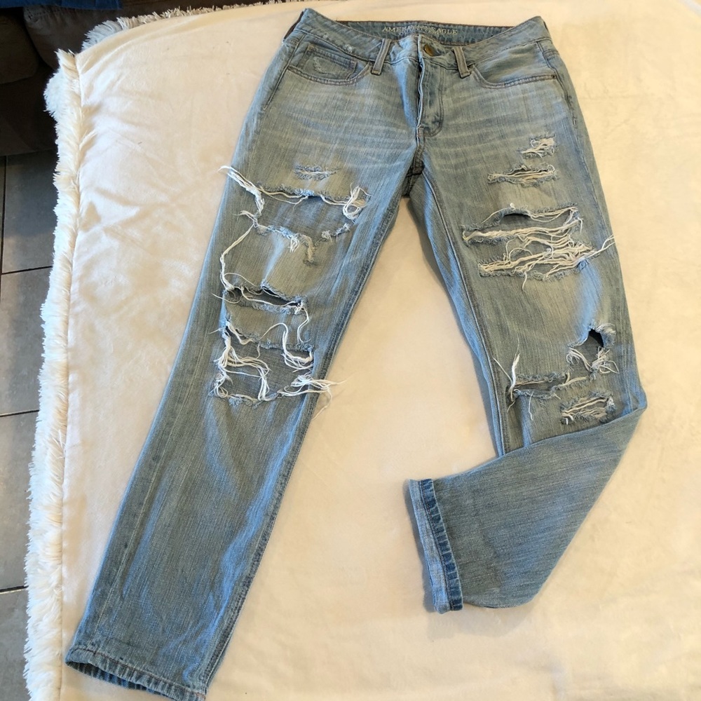 American Eagle Tomgirl Style Ripped Jeans